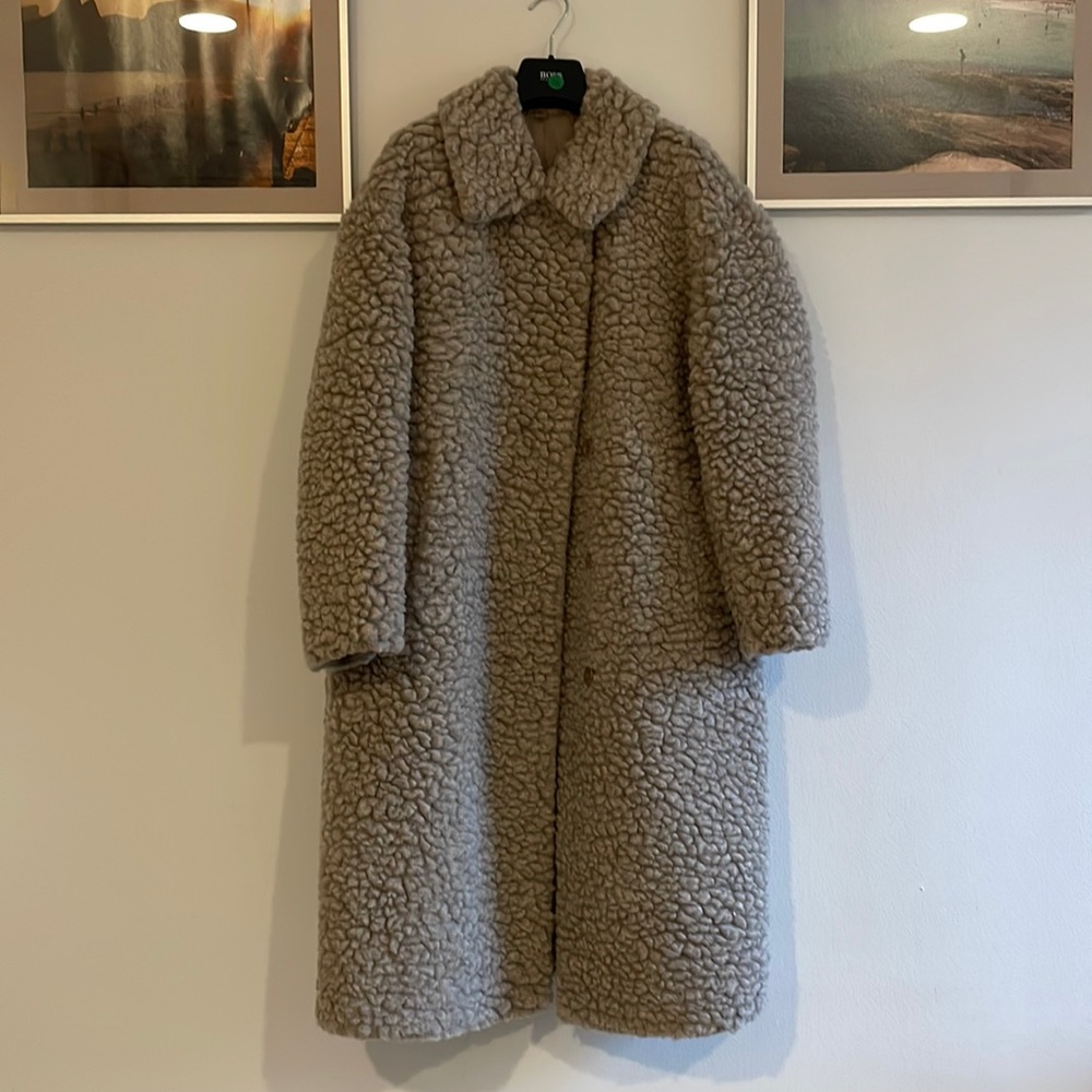 COS Teddy Jacket in Gray